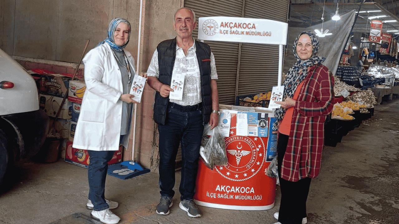AKÇAKOCA PAZARINDA SAĞLIK ALARMI İDEAL KİLONU ÖĞREN, HAYATINI KURTAR