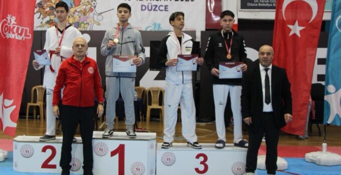 Düzce’de Taekwondo Şöleni Tamamlandı: Şampiyonlar Belli Oldu