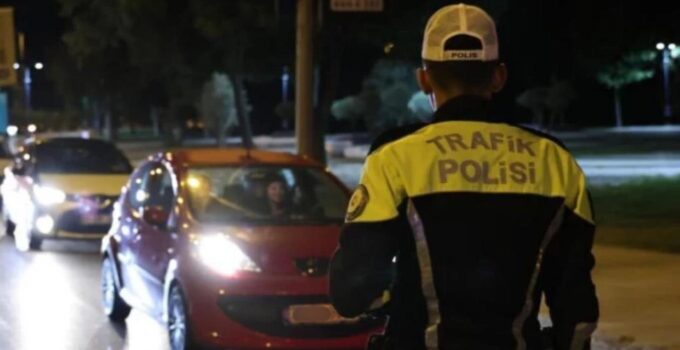 Düzce’de Trafik Denetimleri Sıklaştı: 159 Araç Trafikten Men Edildi